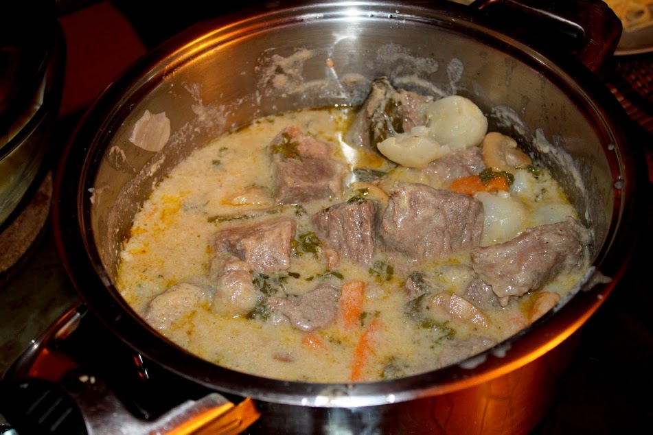 Recette De La Blanquette De Veau à L'ancienne | Manuella Cuisine